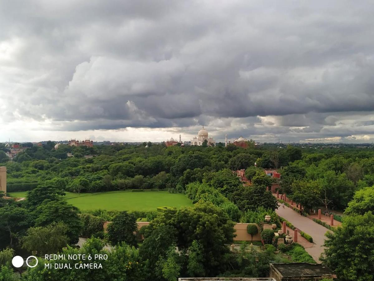 Hotel Taj Plaza, Vip Road, Agra Агра Экстерьер фото