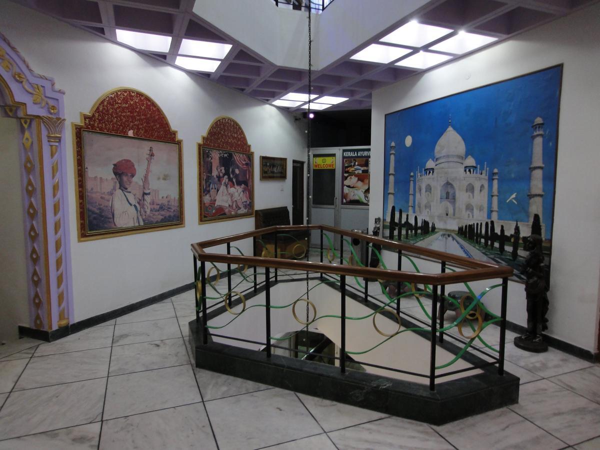 Hotel Taj Plaza, Vip Road, Agra Агра Экстерьер фото